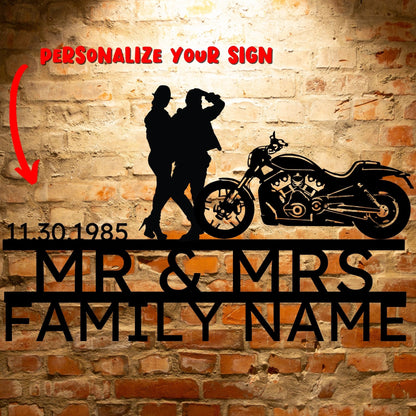 Customized Mr&Mrs anniversary HARLEY-DAVIDSON set with personalized family name sign.