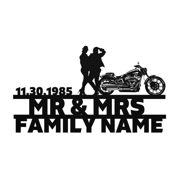 Personalized Harley-Davidson couple Set with durable metal family name sign.